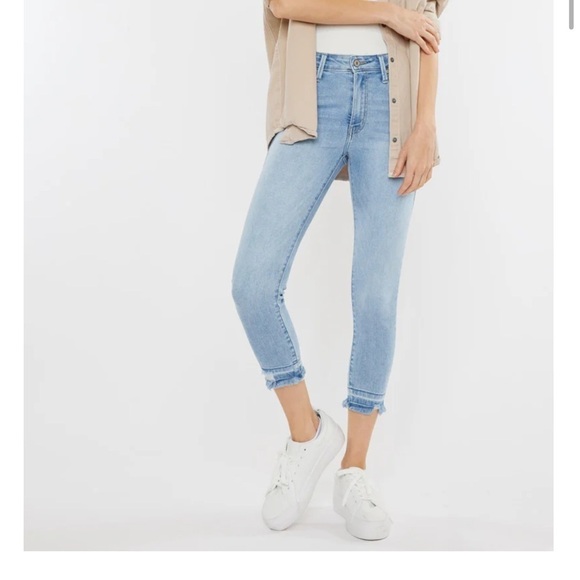 KanCan Light Stone Tapered Cut Off Cuffed Jeans Size 15/31 Style ML1457-2-SF - Picture 15 of 16